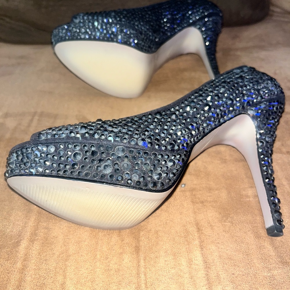 Enzo Angiolini Black Sequin Heels - Picture 4 of 4